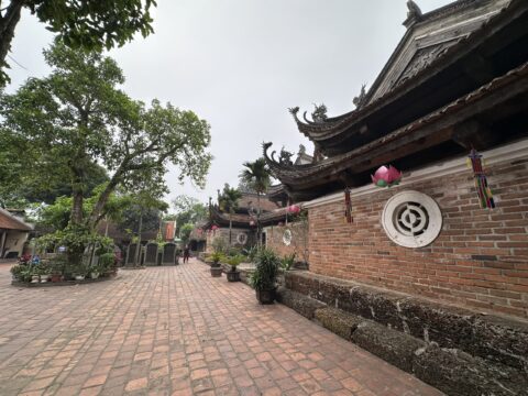 Du lịch thăm Chùa Tây Phương huyền bí